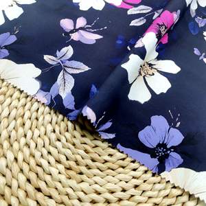 Haute qualité Liberty London <span class=keywords><strong>tissu</strong></span> Floral coton biologique <span class=keywords><strong>tissu</strong></span> pour femmes printemps été vêtements - Product Image 2