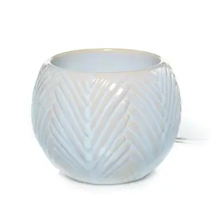 内置玻璃香味蜡烛的陶瓷浮雕线创意奢华蜡烛罐