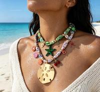 Bijoux de mode OEM/ODM, Collier superposé 3 couches en cordon de tissu, style côtier, rose coloré, avec grandes breloques dorées, Bijoux statement