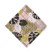 Foulard carré personnalisé en gros à motif tropical, bandana en soie innovant avec imprimé feuille de palmier dorée en relief et grille géométrique Monstera