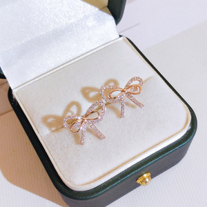 Orecchini a fiocco per donna, graziosi e dolci, accessori per l'orecchio da indossare tutti i giorni - Product Image 4