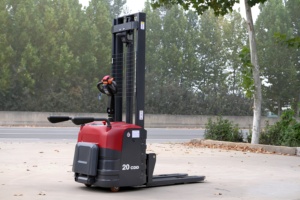 Chariot élévateur électrique autoporté Solreign <span class=keywords><strong>CDD</strong></span> 2 tonnes avec batterie lithium/plomb-acide, étanche IP54, moteur AC, certifié CE - Product Image 4