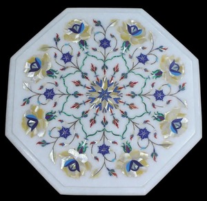 Plateau de table en marbre poli fait main, très demandé, élégant, pour tables basses ou tables à manger, zones de réception, disponible à la vente - Product Image 3