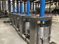 Machine de traitement du manioc pour la production de Gari et d'Attiéké – Usine de transformation du manioc pour la production d'Attiéké en Afrique de l'Ouest