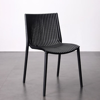 Chaise de salle à manger d'extérieur empilable en plastique moderne, écologique et imperméable, pour la maison, l'hôtel, le salon, le jardin