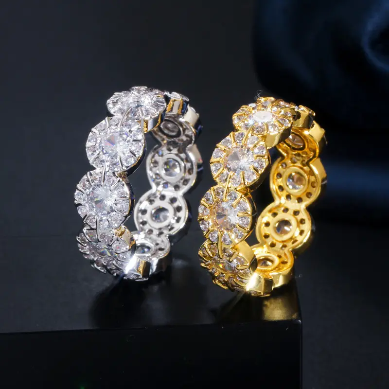 2024 Modeschmuck 14k Gold plattiert Anti-Alergie eiskart kubischer Zirkon Diamant-Blumentopf-Band-Ring für Damen