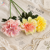 Dahlias artificiels à tige unique floqués avec feuilles pour la décoration de mariage, de maison, d'hôtel et d'événements
