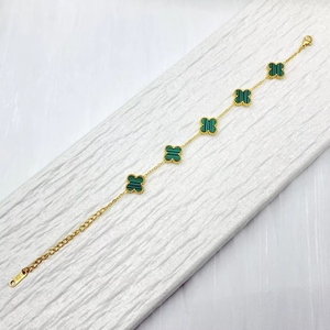 Bracciale con Charm in Acciaio Inossidabile Placcato Oro 13mm con Motivo a Quadrifoglio per Occasioni di Festa Femminili - Product Image 3