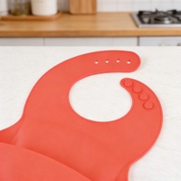 Vente flash : bavoir bébé en silicone personnalisé avec logo, motif dessin animé, de qualité alimentaire, imperméable, pour l'alimentation des enfants