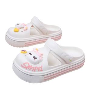 Zuecos de Plataforma para Mujer Coco, Color Beige, Tacón de 3 cm, Suela Suave Antideslizante, Punta Cerrada, Zapatos Crocs, Modernos, para las Cuatro Estaciones - Product Image 2