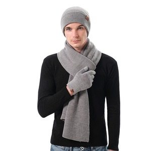 Logo personalizzato nuovo arrivo Set invernale in tre pezzi da <span class=keywords><strong>donna</strong></span> di alta qualità berretto in Cashmere invernale <span class=keywords><strong>sciarpa</strong></span> lunga lavorata a maglia <span class=keywords><strong>guanti</strong></span> intrecciati - Product Image 1