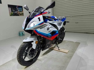 <span class=keywords><strong>Moto</strong></span> d'occasion Double-R avec moteur de <span class=keywords><strong>200</strong></span> cm³, puissante et dynamique. - Product Image 4