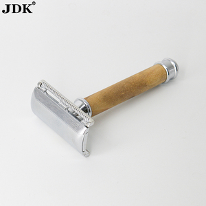 <strong>OEM</strong> Classic Shaving <strong>Double</strong> <strong>Edge</strong> Blade Safety <strong>razor</strong> Wood Handle Women Men's <strong>Razors</strong> Private Label - Product Image 4