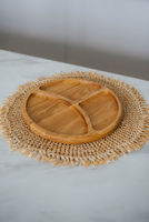 Assiette à collation ronde en chêne avec support Plateau de service en bois avec 3/5 compartiments Planche à charcuterie rustique Cadeau de cuisine fait main