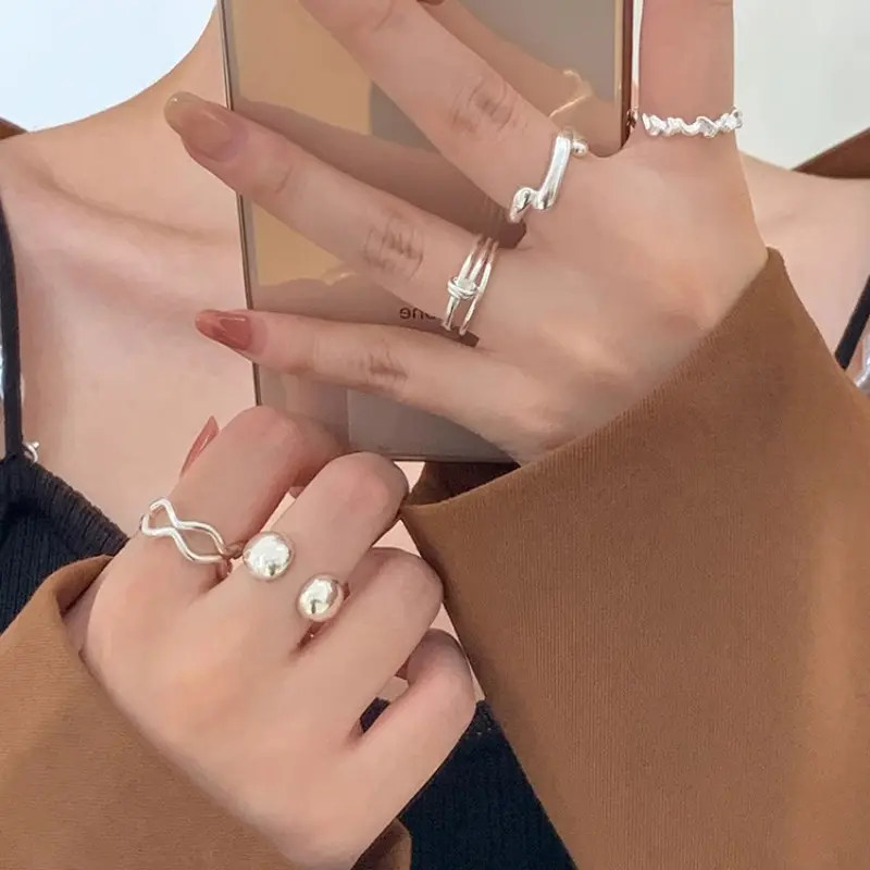 Niche Design Senior Sense Ring Vrouwelijke Koreaanse Mode Persoonlijkheid Veelzijdige Koude Wind Wijsvinger Ring Gestapelde Vinger Ring