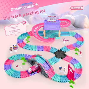 Circuit de Voiture Électrique pour Filles 228 Pièces, Ensemble de Piste de Course Flexible Rose Princesse Magique à Monter Soi-même avec Parking, Jouet Train - Product Image 3