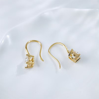 Orecchini Pendenti Classici a Quattro Punte in Oro Giallo 18K con Diamanti Coltivati in Laboratorio, Orecchini Raffinati alla Moda, Orecchini con Diamanti, Orecchini in Oro