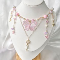 Certifications de qualité exquis doux rose résine perlée collier ras du cou grand papillon pendentif à breloque Imitation perle gland