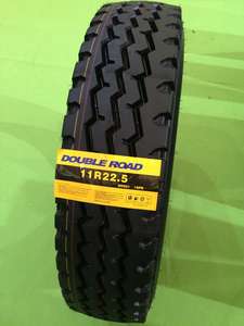 China Barato 13R22.5 Camión Autobús Nuevos Neumáticos de camiones comerciales Carga pesada Radial Neumáticos de camiones pesados - Product Image 3