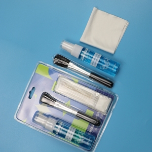 Lingettes en microfibre portables 4 en 1 <span class=keywords><strong>Kit</strong></span> de nettoyage d'écran pour ordinateur portable <span class=keywords><strong>Kit</strong></span> de nettoyage de lentille de nettoyeur d'écran - Product Image 3