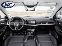 MG5 1.5L 180DVVT CVT Édition Jeunesse 2022 de Haute Qualité, Voiture Chinoise d'Occasion à Conduite à Gauche, Vente en Gros et Exportation vers l'Algérie