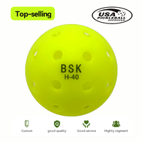 Lot de 12 balles de pickleball rotatives en PE, haute qualité, durables, résistantes aux fissures, écologiques, pour divertissement en extérieur par temps froid