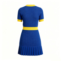 Robe pull universitaire grande taille, col en V, manches courtes, jacquard chevron, broderie chenille, bordure contrastante, robe mini plissée en tricot
