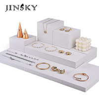 Présentoir à bijoux haut de gamme en lin pour bagues, bracelets, colliers, idéal pour comptoir et accessoires de diffusion en direct