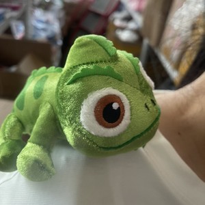 Pendentif magnétique d'épaule en peluche Lézard Caméléon <span class=keywords><strong>Pascal</strong></span> avec base à disque, Pendentif magnétique d'épaule Araignée Pieuvre, Pendentif en peluche Tigre Tortue, Breloque Poupée - Product Image 1
