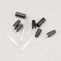 Vente en gros de mini atomiseurs de parfum en verre transparent cylindriques vides, rechargeables, pour échantillons de voyage, flacons pulvérisateurs avec pompe en plastique