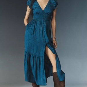 Vestido Midi Casual Bohemio Peregrine, Vestido de Verano hasta la Rodilla, Sedoso, con Decoración de Encaje, Hueco, Talla XS, Ecológico, Transpirable, ODM - Product Image 1