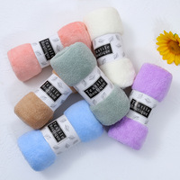 Nouvelle innovation personnelle velours corail doux essuie-mains ensembles ménage Salon broderie serviette pour cheveux
