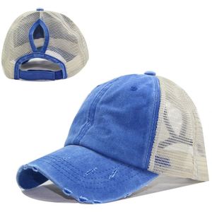Casquette de baseball en coton Summerdenim pour femme, style délavé, avec visière bec de canard, contraste de couleurs, ouverture pour queue de cheval, bords déchirés et maille respirante - Product Image 3
