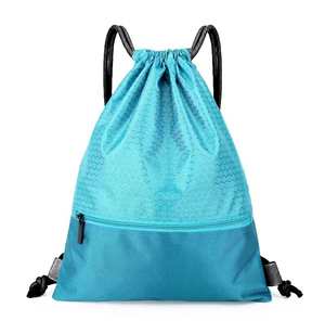 Sac à dos pliable promotionnel en polyester 600D 420D 210D avec cordon de serrage, logo personnalisé, impression sérigraphique réutilisable, couleur personnalisée - Product Image 1