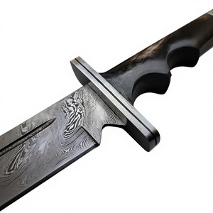 Cuchillo de caza de acero de Damasco con punta de gota, mango de cuerno de toro y funda, 13 pulgadas de longitud total, hoja personalizable para exteriores. - Product Image 5