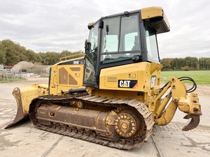 Excelente estado usado Caterpillar D5K Crawler Bulldozer Original CAT D5K Tractor sobre orugas en stock para la venta - Product Image 6