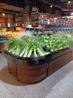 Op maat gemaakte moderne metalen groenteplanken met grote capaciteit, displayrekken voor supermarkten