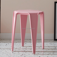 Mobilier d'extérieur intérieur, de restaurant, tabouret bon marché en plastique PP, haut tabouret empilable pour salle de bain, chaise en plastique pour la maison
