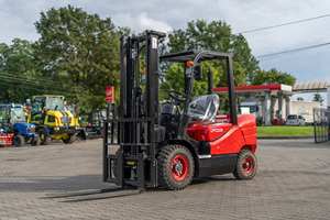 מלגזה דיזל JAC CPCD20J עמידה ובעלת ביצועים גבוהים, קיבולת העמסה 2000 ק\\\"ג עם גובה תורן מקסימלי של 1925 מ\\\"מ לפעולות במפעל - Product Image 5