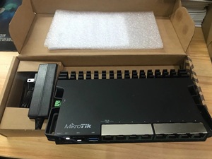 Original nuevo y buen precio en MikroTik Nine-Port 10g Smart Home/Enterprise Ros Router Gigabit Quad Core Poe <span class=keywords><strong>RB5009UG</strong></span> + <span class=keywords><strong>S</strong></span> + <span class=keywords><strong>IN</strong></span> - Product Image 6