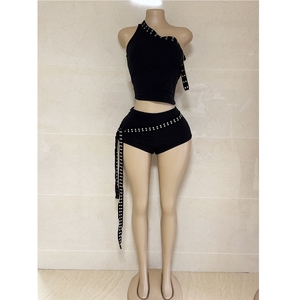 PEEQI K25L71480 ชุดใหม่มาแรง เสื้อครอปแต่งหมุดทรงไม่สมมาตรและกางเกงขาสั้น ชุดเซ็ต 2 ชิ้นสำหรับผู้หญิง สไตล์ Y2K - Product Image 2