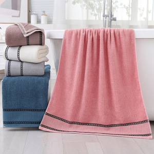 Serviette <span class=keywords><strong>de</strong></span> <span class=keywords><strong>bain</strong></span> absorbante en coton 70*140cm grande serviette <span class=keywords><strong>de</strong></span> <span class=keywords><strong>bain</strong></span> qualité serviette <span class=keywords><strong>de</strong></span> <span class=keywords><strong>bain</strong></span> confortable et très douce vente en gros - Product Image 4