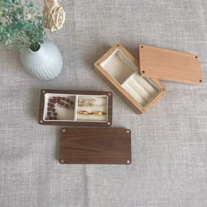 Vintage Luxury Walnut Jewelry Box Portable Travel Small Wood Storage for Necklaces Earrings Black Box Crafted Wooden Wall Sign