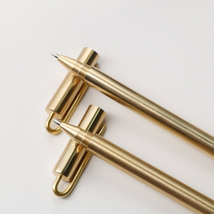 Biểu Tượng Tùy Chỉnh Sang Trọng Đồng Kim Loại Bút Với Thể Thao Cơ Thể 0.5Mm Gel Mực Vòng Hình Dạng Matte Vàng Màu Clip Cho Quà Tặng Doanh Nghiệp - Product Image 3