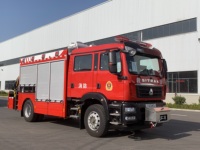 Nouveau camion de sauvetage et de lutte contre les incendies Sinotruk avec grue, véhicule de suppression de brume 8x4 Diesel EURO 3 >10000L à vendre