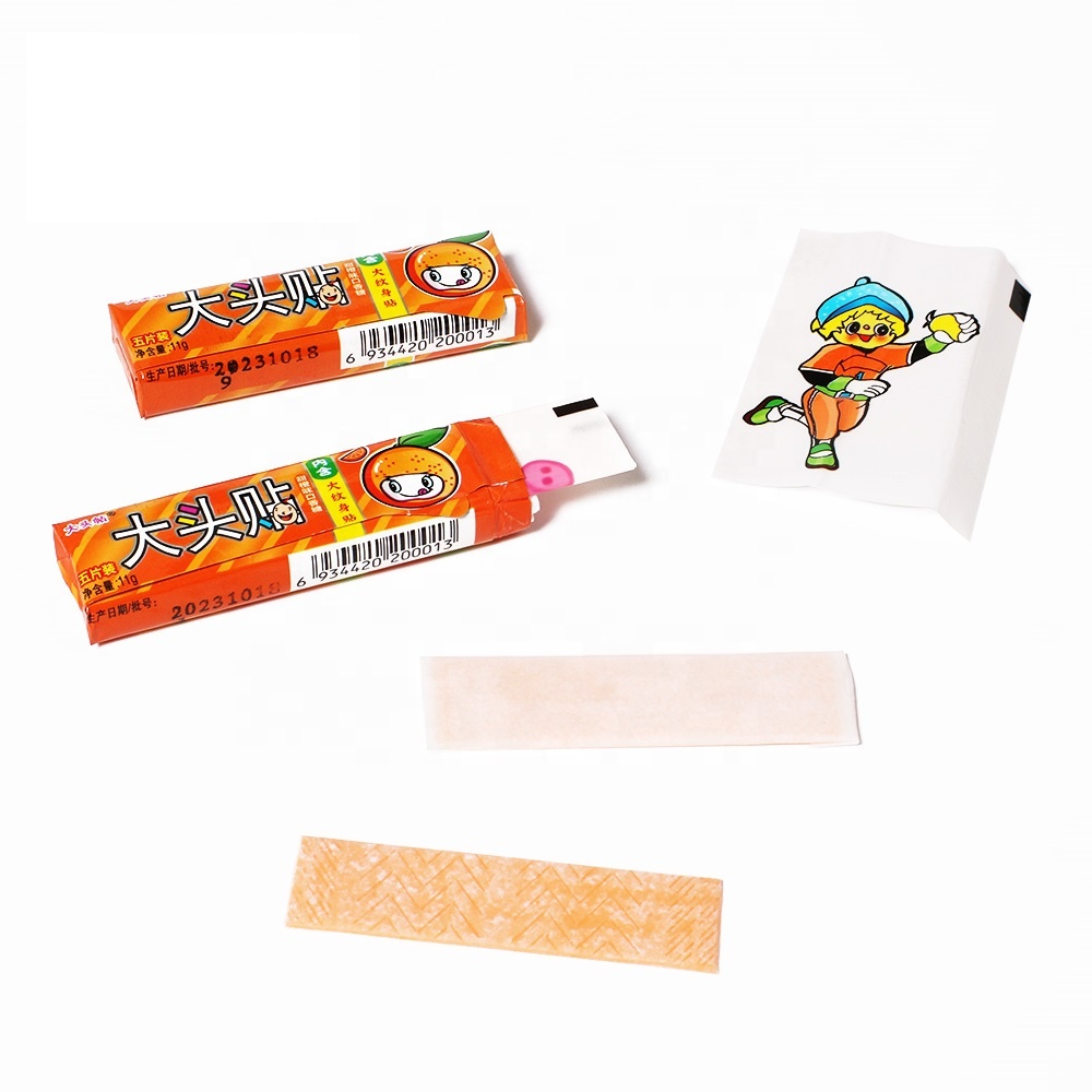 Vente en gros de bonbons colorés personnalisés de marque privée mâchant de la gomme à bulles saveur de fruit sucré avec du papier Tatoo