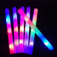 Bâtons lumineux en mousse LED en vrac, fournitures pour concerts, fêtes de Noël, bâtons lumineux en éponge réutilisables