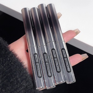 Nouveau style de mascara waterproof pour cils bouclés, fibres durables, séchage rapide, effet 4D, crème de mascara noire - Product Image 1