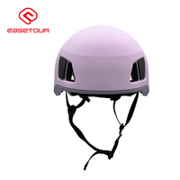 Casque d'escalade Double dans le moule