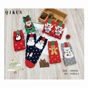 Calcetas de Navidad con Rabito de Piel de conejo calzino para Navidad con Diseño de Conejo - Product Image 1